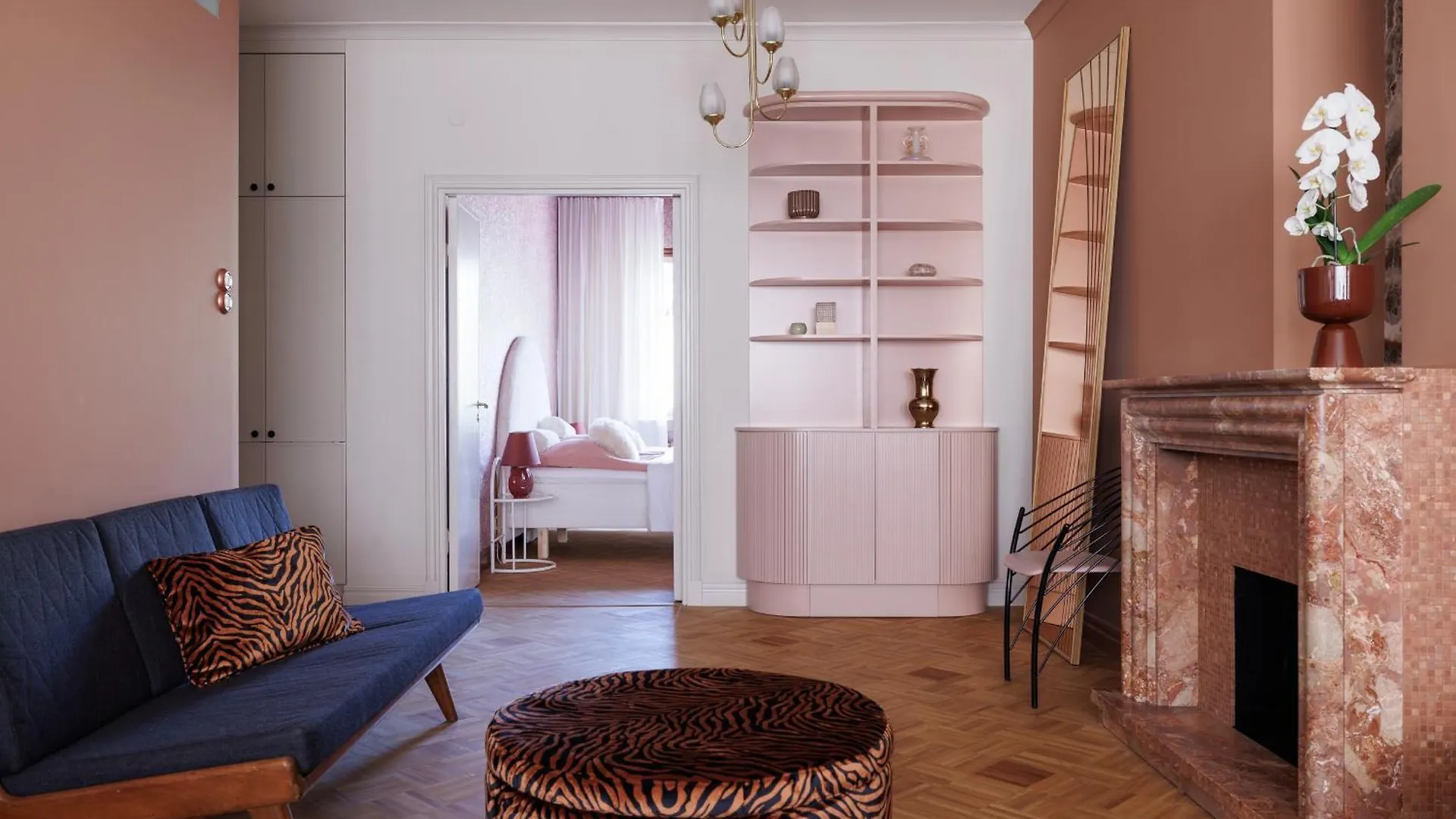 Apartment Grand Lotus Suite 96 M2, Parkkipaikka